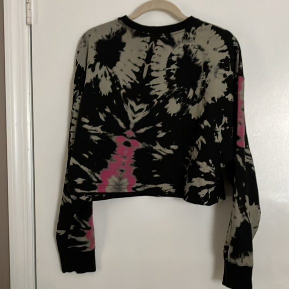 Noli cropped cotton sweatshirt.  Size Medium - Picture 3 of 3